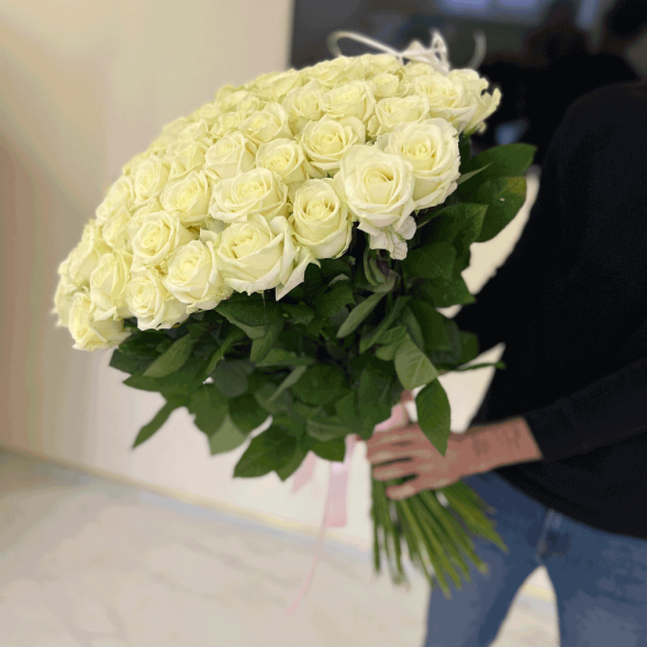 101 белая роза, лента в Гурзуфе