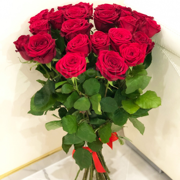 21 красная роза, лента в Гурзуфе