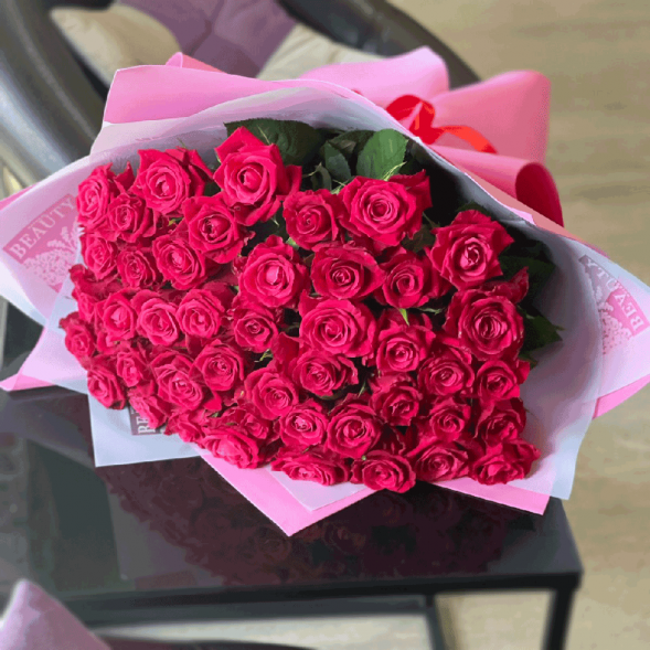 51 розовая роза в Гурзуфе