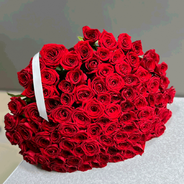 101 красная роза в Гурзуфе