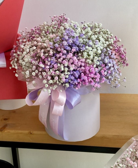 Коробочка с гипсофилой в Гурзуфе