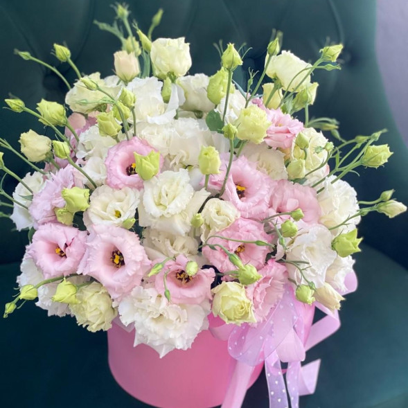 Композиция из эустом Нежное прикосновение в Гурзуфе