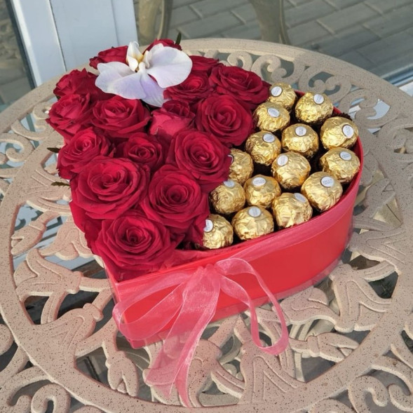 Букет Огненная страсть в Гурзуфе